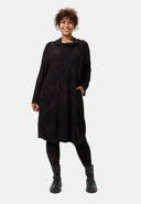 'Ombra' dress - wide collar and flowing silhouette