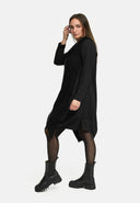 'Lunet' klänning – modern, elegant & med karaktärsstark design