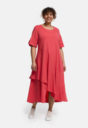 'Valeria' mekko – laskeutuva, moderni & naisellinen