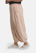 Pantaloni 'Camilla' – ariosi, moderni e confortevoli