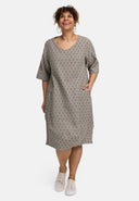 Abito 'Olina' – leggero, strutturato e con tessuto elasticizzato morbido