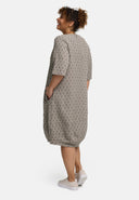 Abito 'Olina' – leggero, strutturato e con tessuto elasticizzato morbido