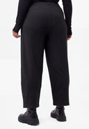 'Vigna' pantaloni – cotone elasticizzato strutturato e vestibilità confortevole